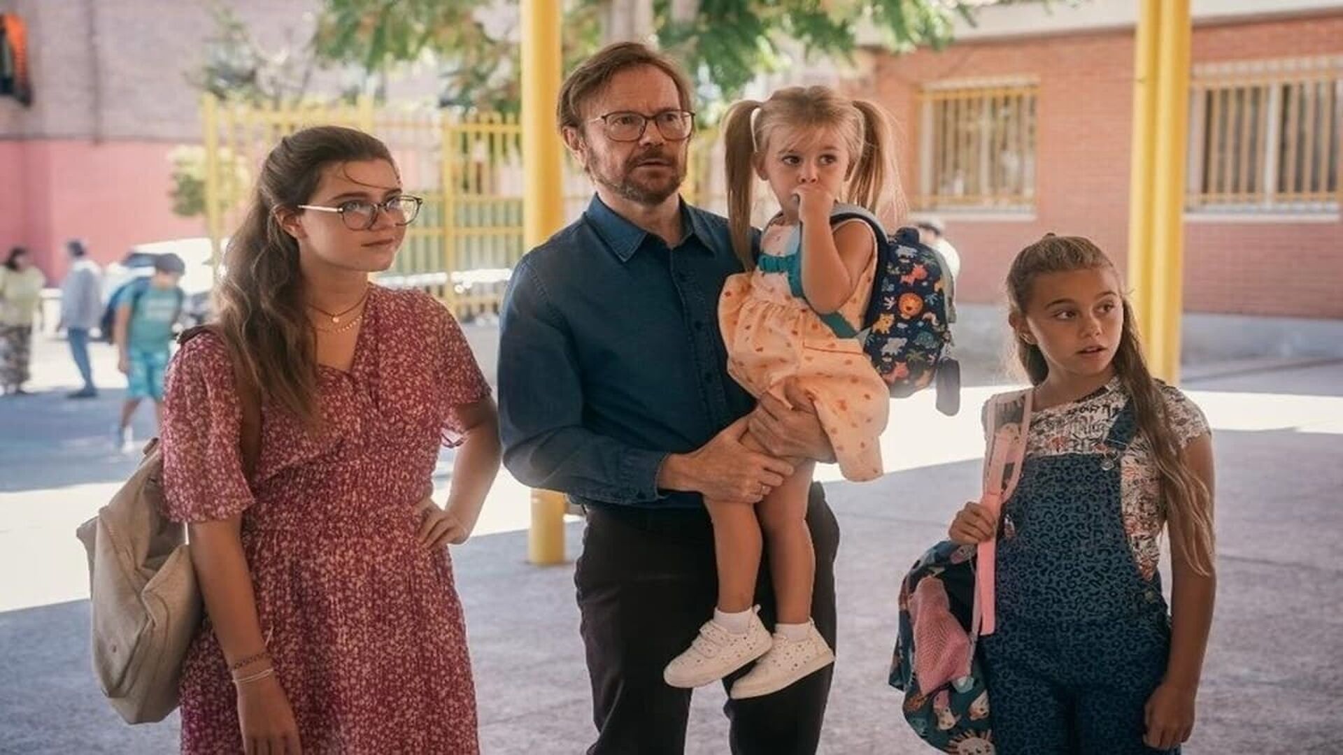 Father There is Only One 4 (Padre no hay más que uno 4)