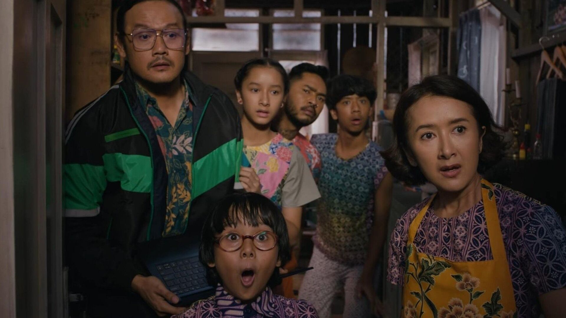 Keluarga Super Irit (The Super Frugal Family)