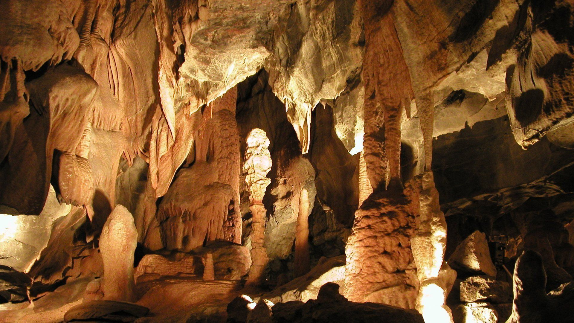 Journey Into Amazing Caves