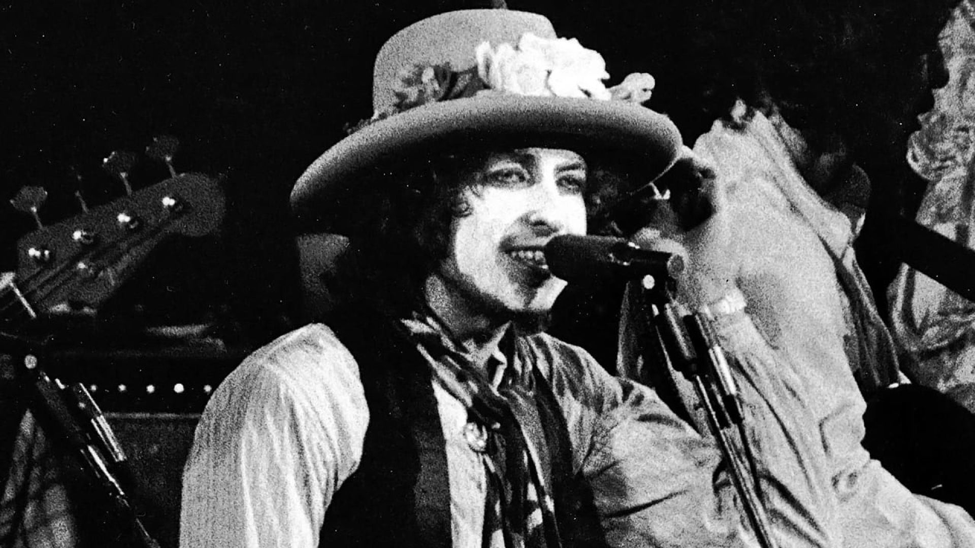 Rolling Thunder Revue: A Bob Dylan Story by Martin Scorsese