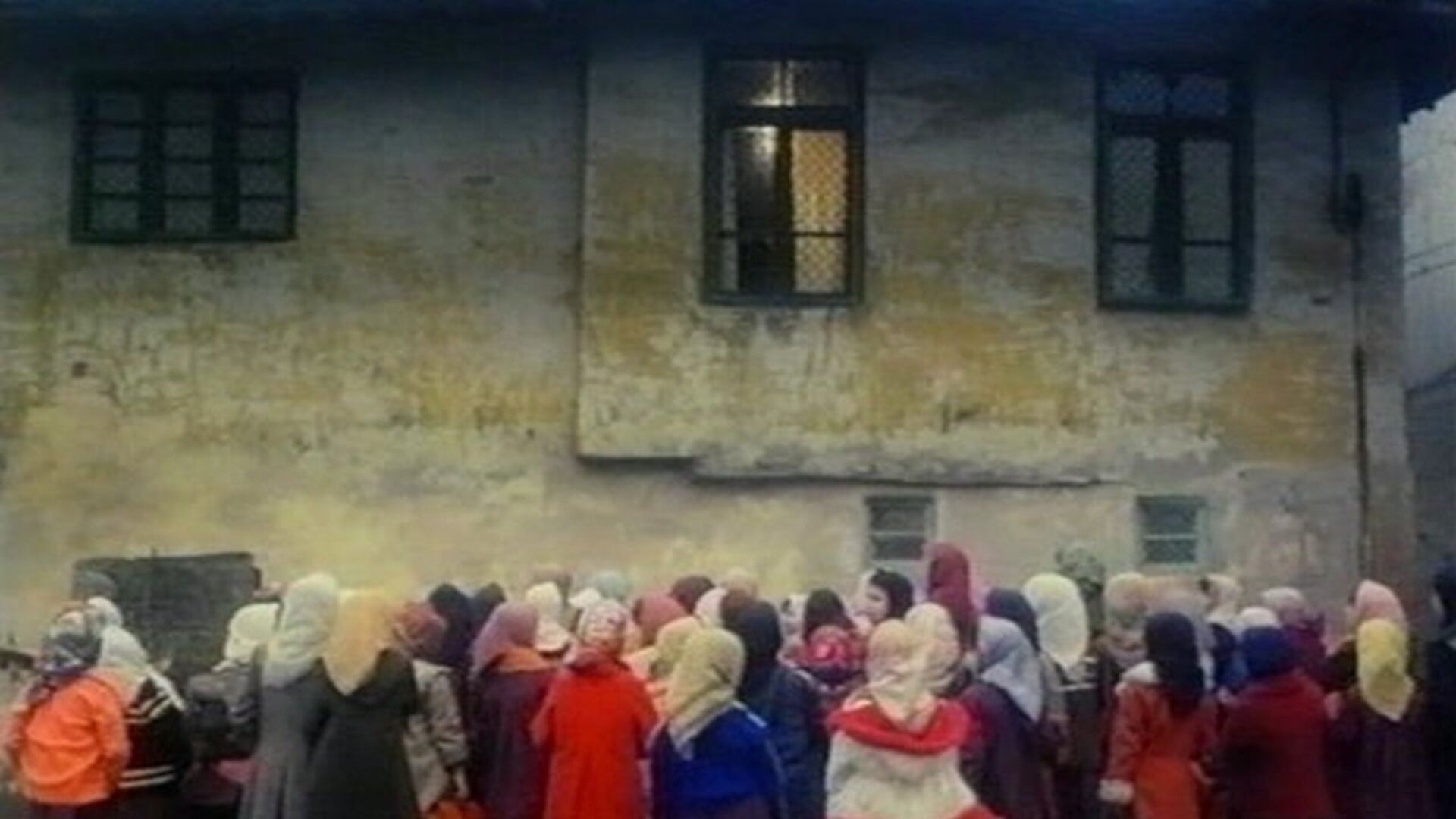 The Chorus (Hamsarayan)