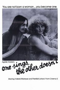 One Sings the Other Doesnt (1977)