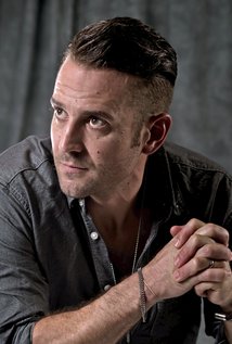 برنده 2 جایزه.