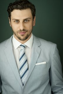 برنده 1 جایزه و نامزد دریافت 1 جایزه دیگر.