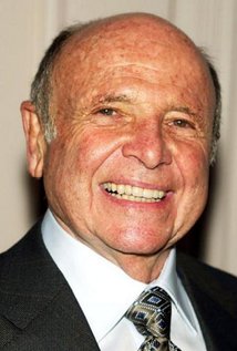 1 مرتبه نامزدی جایزه .ساعات پربیننده. همچنین 2 جایزه و نامزد دریافت 3 جایزه دیگر.