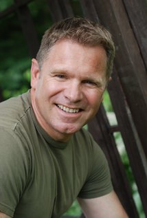 برنده 2 جایزه و نامزد دریافت 2 جایزه دیگر.