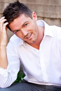 2 مرتبه نامزدی جایزه .ساعات پربیننده.