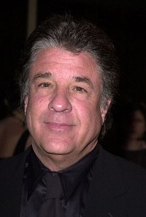 برنده 2 جایزه و نامزد دریافت 2 جایزه دیگر.