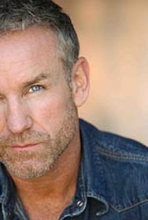 نامزد دریافت 2 جایزه.