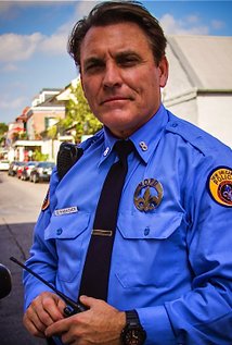 نامزد دریافت 2 جایزه.