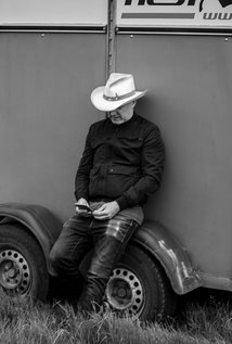 نامزد دریافت 2 جایزه.