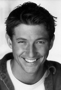 نامزد دریافت 3 جایزه.