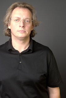 برنده 5 جایزه و نامزد دریافت 4 جایزه دیگر.