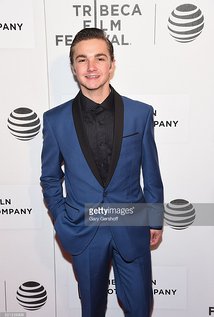 نامزد دریافت 1 جایزه.