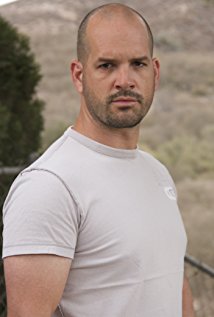 نامزد دریافت 2 جایزه.