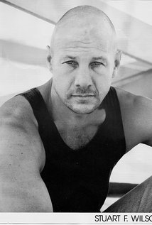 نامزد دریافت 2 جایزه.